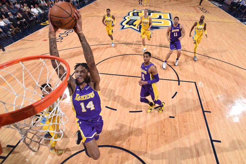 他们通过相 他们通过相